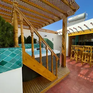 Riad Madinina